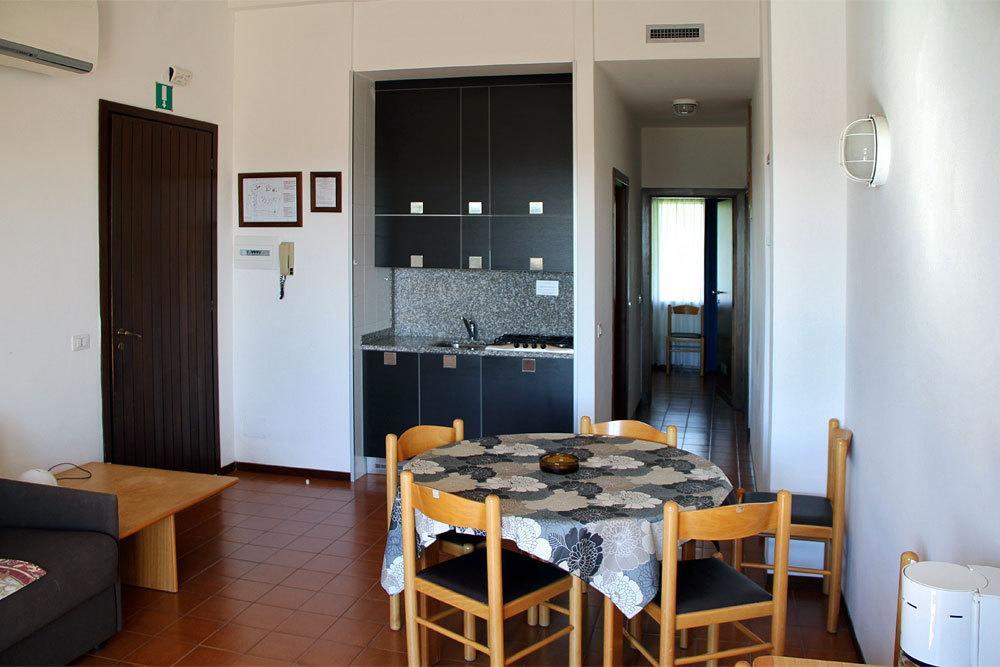 Villaggio Barbara Moniga del Garda Ruang foto
